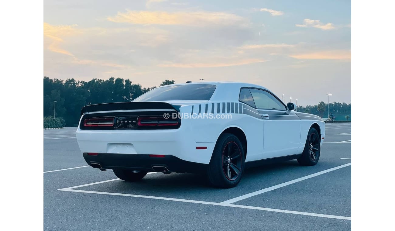 دودج تشالينجر SXT