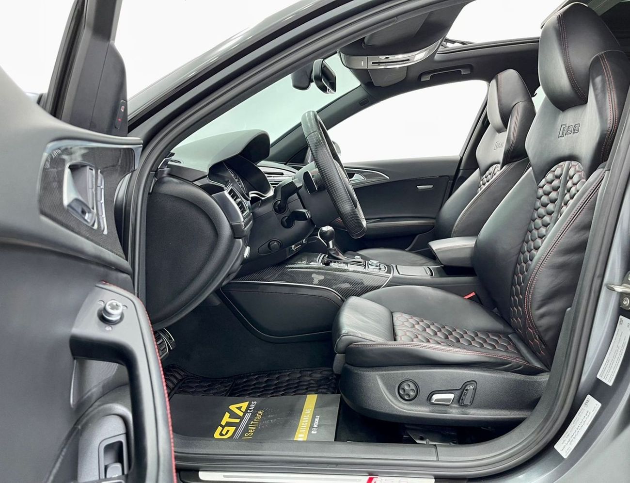 Audi RS6 2014 Audi RS6 Avant, Full Service History, Warranty, GCC