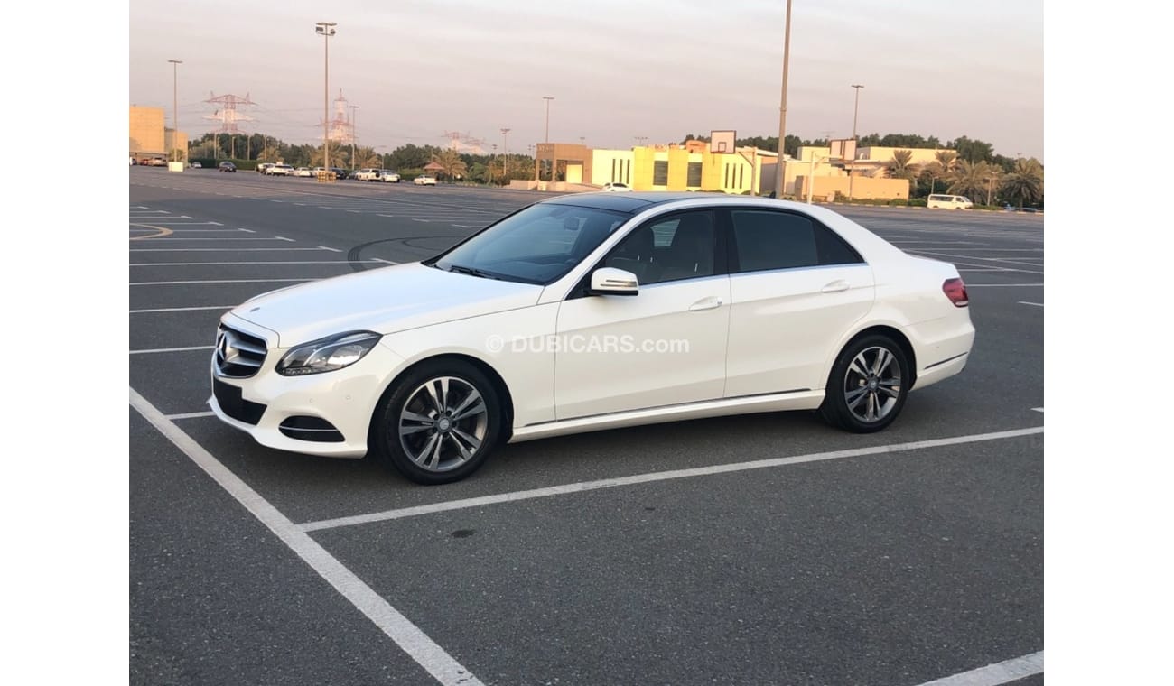 Mercedes-Benz E 250 MODEL 2015 GCCCAR PERFECT CONDITION FULL ORIGINAL PAINT FULL OPTION PANORAMIC ROOF LEATHER SEATS NAV