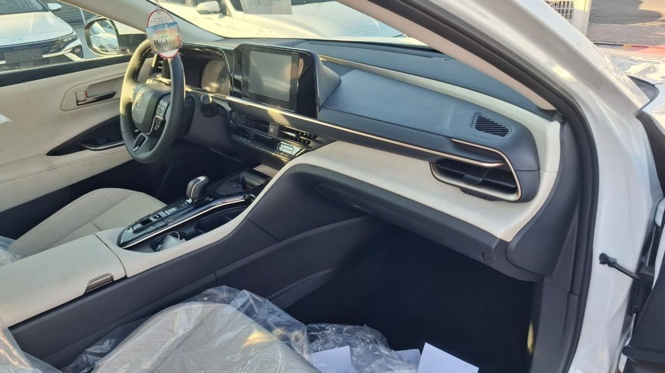 Toyota Crown 2026 TOYOTA CROWN HYBRID GCC 2.5L HEV