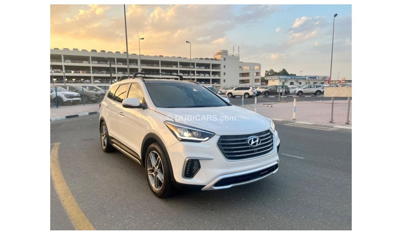 Elegant Hyundai Santa Fe Ultimate 2018 Images