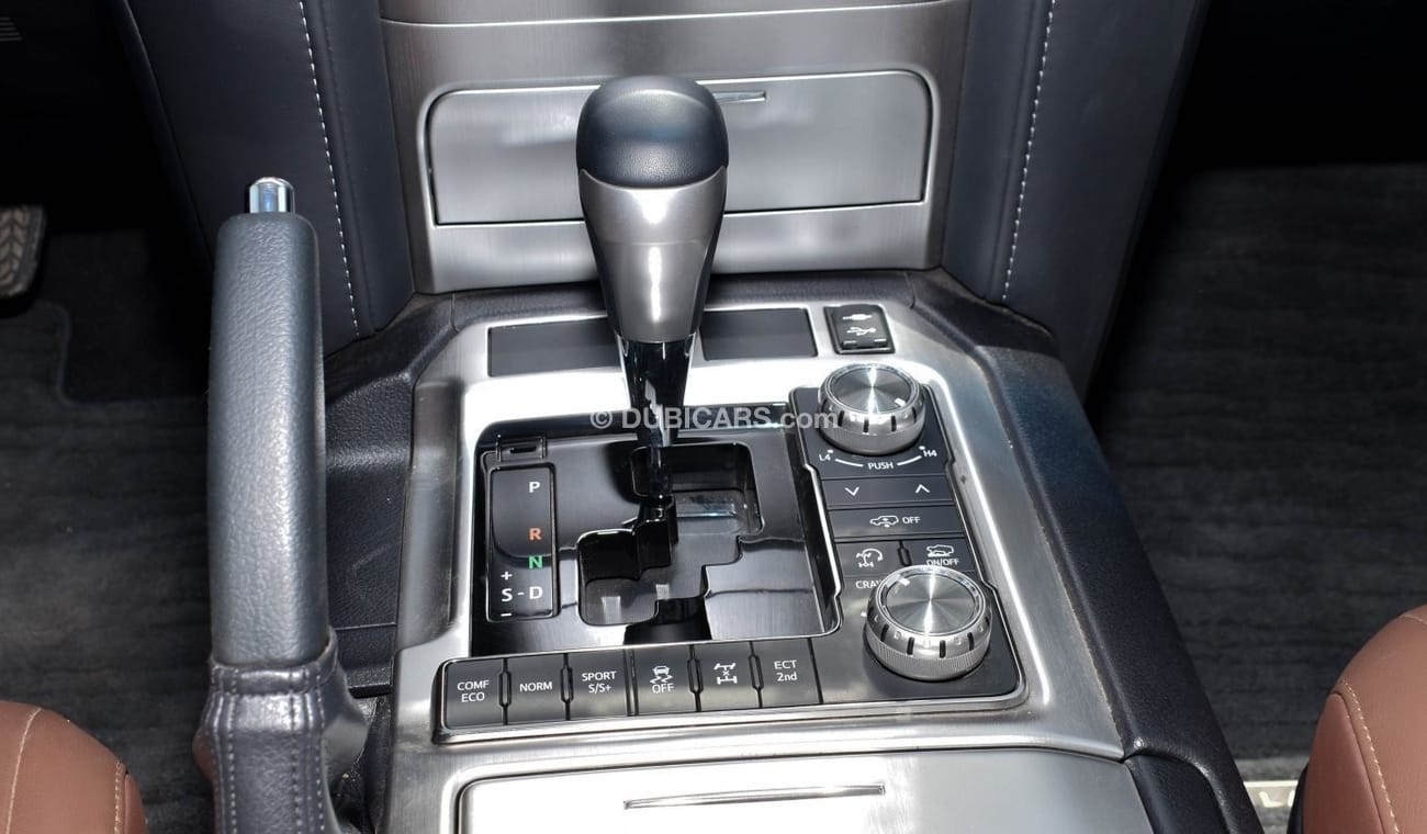 تويوتا لاند كروزر LAND CRUISER VXS Grand Touring S 5.7 V8 2021