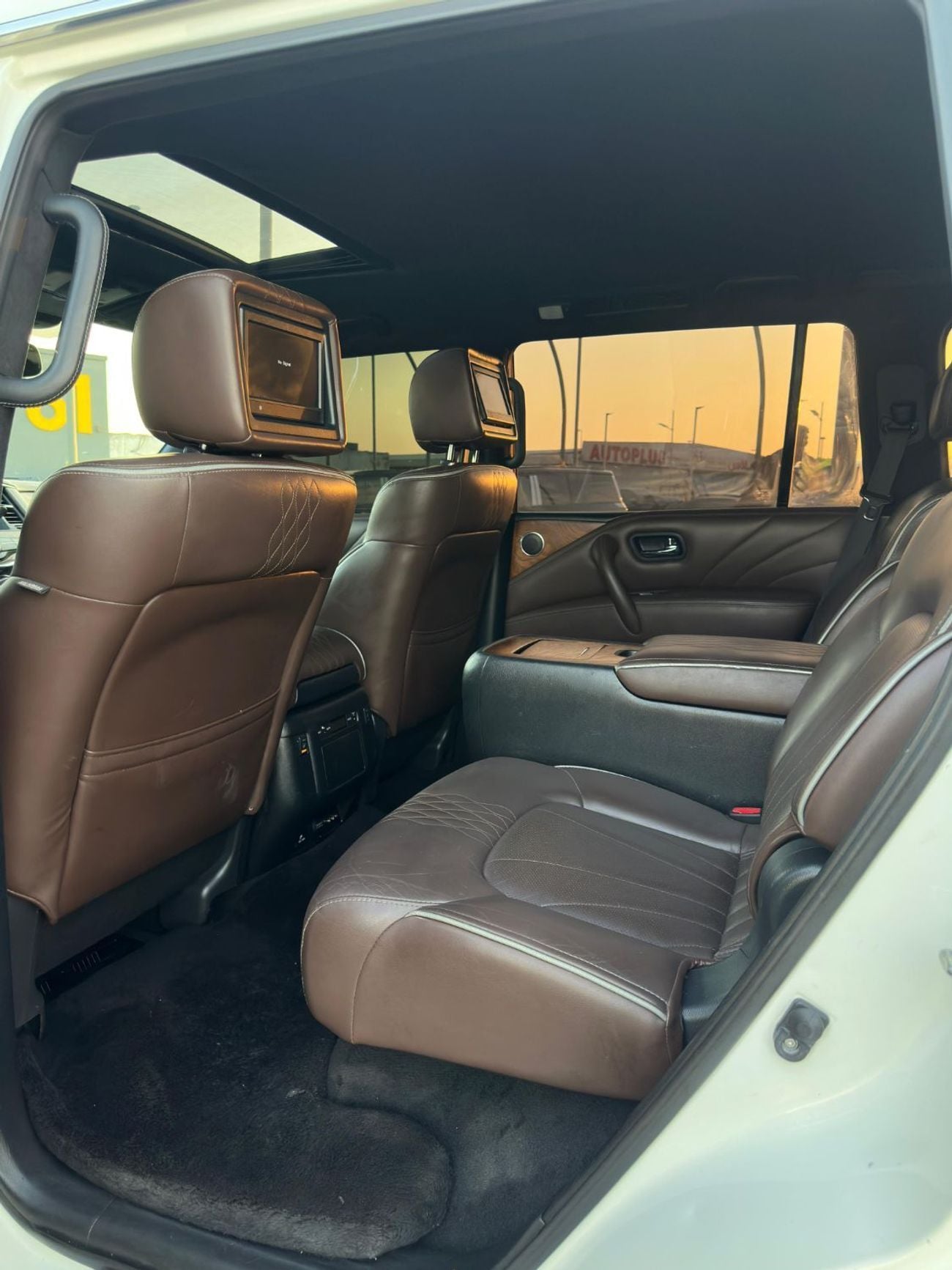 Infiniti QX80