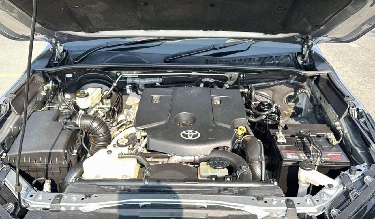 Toyota Fortuner PREMIUM CONDITION | RHD | 2.8L DIESEL ENGINE | 2019 | (AT) | REAR VIEW CAMERA | ELECTRIC SEAT