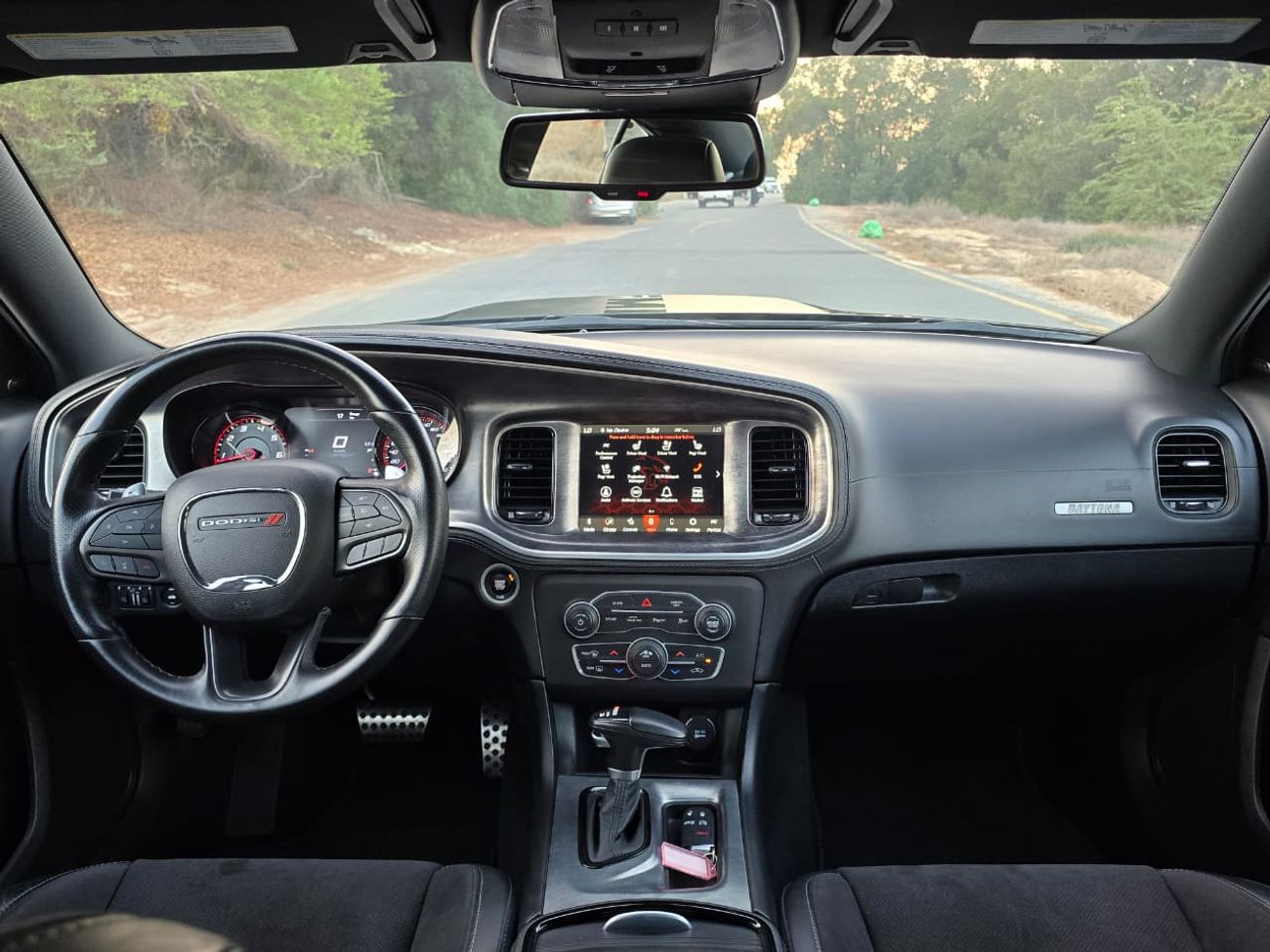 Dodge Charger Daytona R/T 5.7L DODGE CHARGER DAYTONA 2023 R/T V8 ORGINAL PAINT // LOW MILEAGE // PERFECT CONDITION