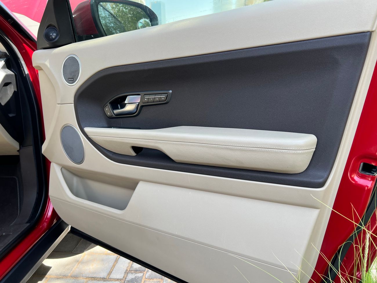 لاند روفر رانج روفر إيفوك