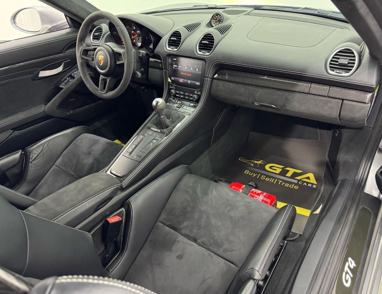 Porsche 718 Cayman GT4 4.0L (414 HP) M/T 2020 Porsche GT4, 2026 Porsche Warranty, Full Porsche Service History, Manual