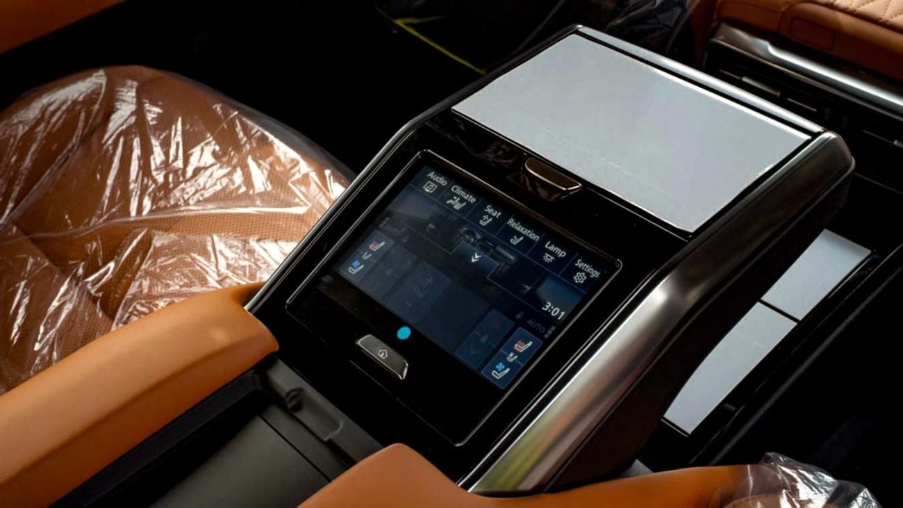 Lexus LX 700h LEXUS LX700h VIP 3.5L HYBRID PETROL 2025 GCC