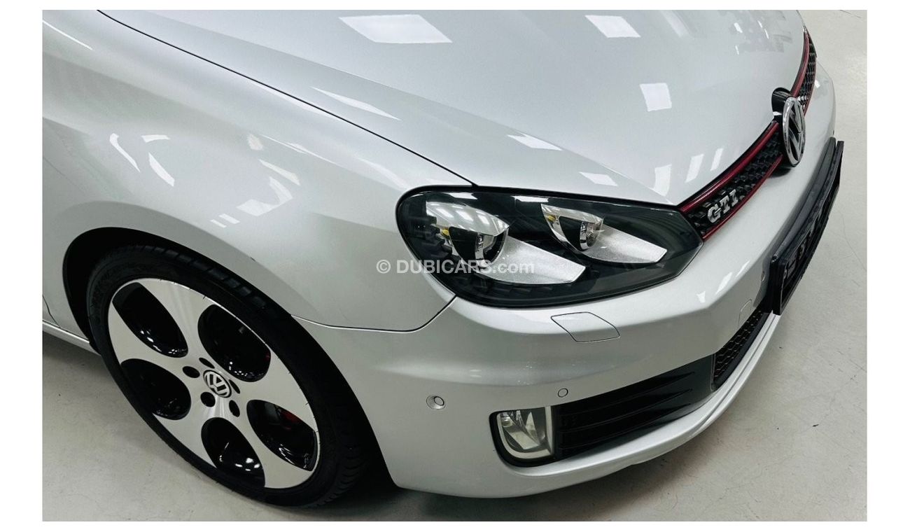 فولكس واجن جولف GCC .. FSH .. Full Options .. Perfect Condition .. GTI .