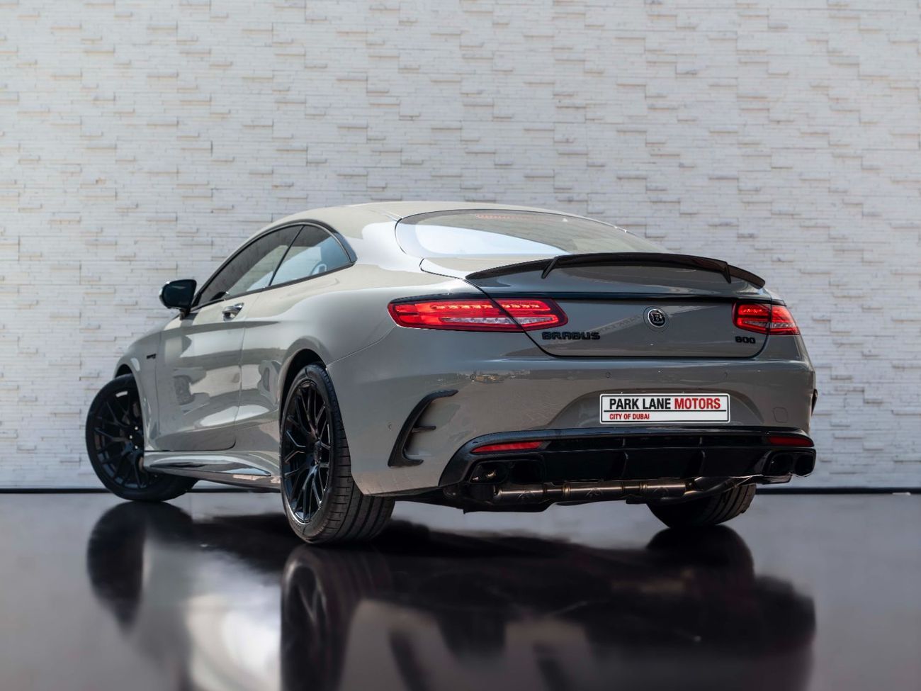 Mercedes-Benz S 63 AMG Std 5.5L