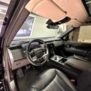 Land Rover Range Rover Vogue First Edition - GCC/ Specs