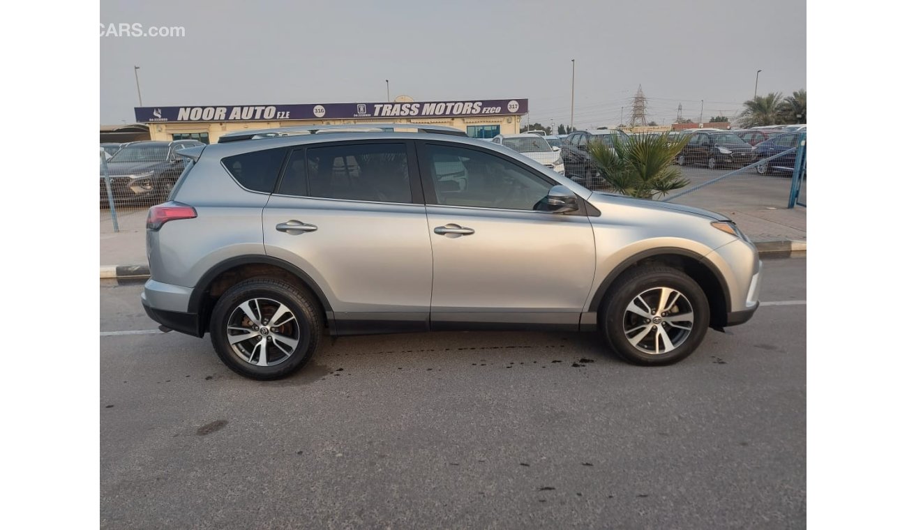 تويوتا راف ٤ TOYOTA RAV4 FULL OPTION