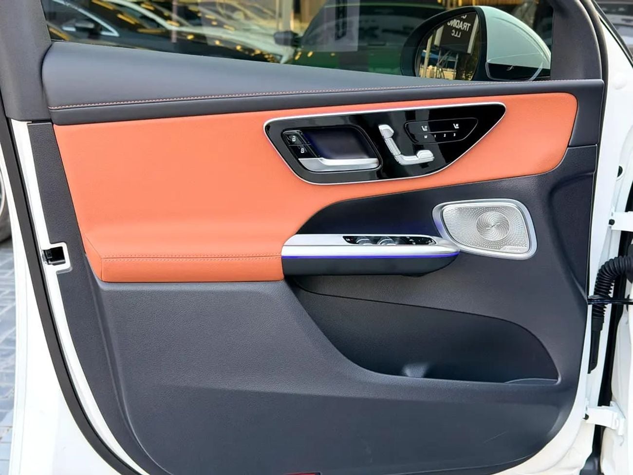 مرسيدس بنز GLC 300 MERCEDES GLC300 - MODEL - NO ACCIDENT OR PAINT - 1,000 KM - INTERNATIONAL WARRANTY