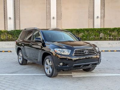 تويوتا هايلاندر V6 | 3.5L V6 | Spacious &amp; Reliable Family SUV