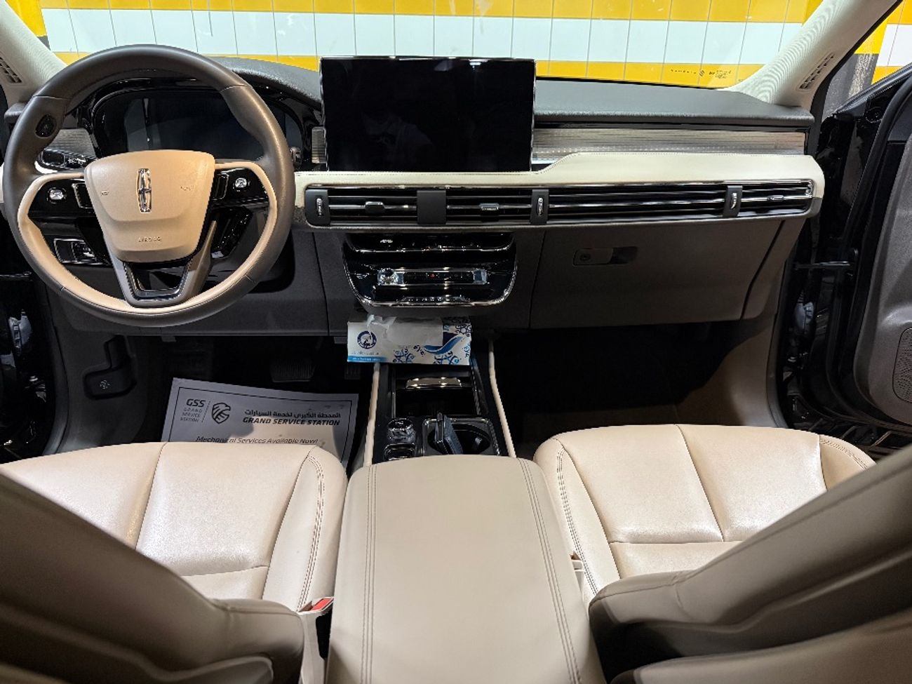 Lincoln Corsair Agency maintained with 5yrs service and warranty untill 2028