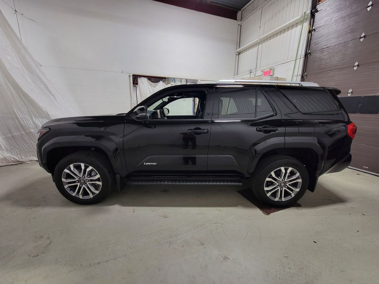 تويوتا Runner4 2025 TOYOTA 4RUNNER LIMITED 2.4L BRAND NEW 0KM