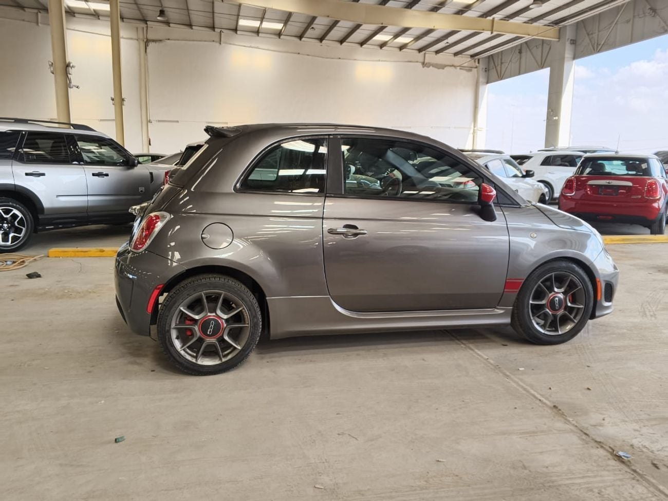 Abarth 500 Italian Style & Sporty Spirit! 2014 Abarth 500 | Low Mileage 65,000 KM | Convertible Roof – Very Cle