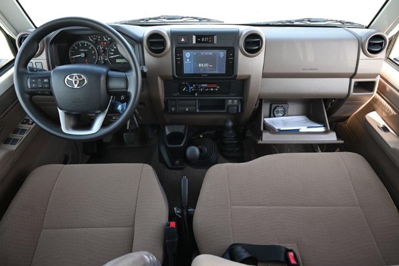 Toyota Land Cruiser 70 76 V6 4.0L Petrol 4WD 6 Seater Manual Transmission