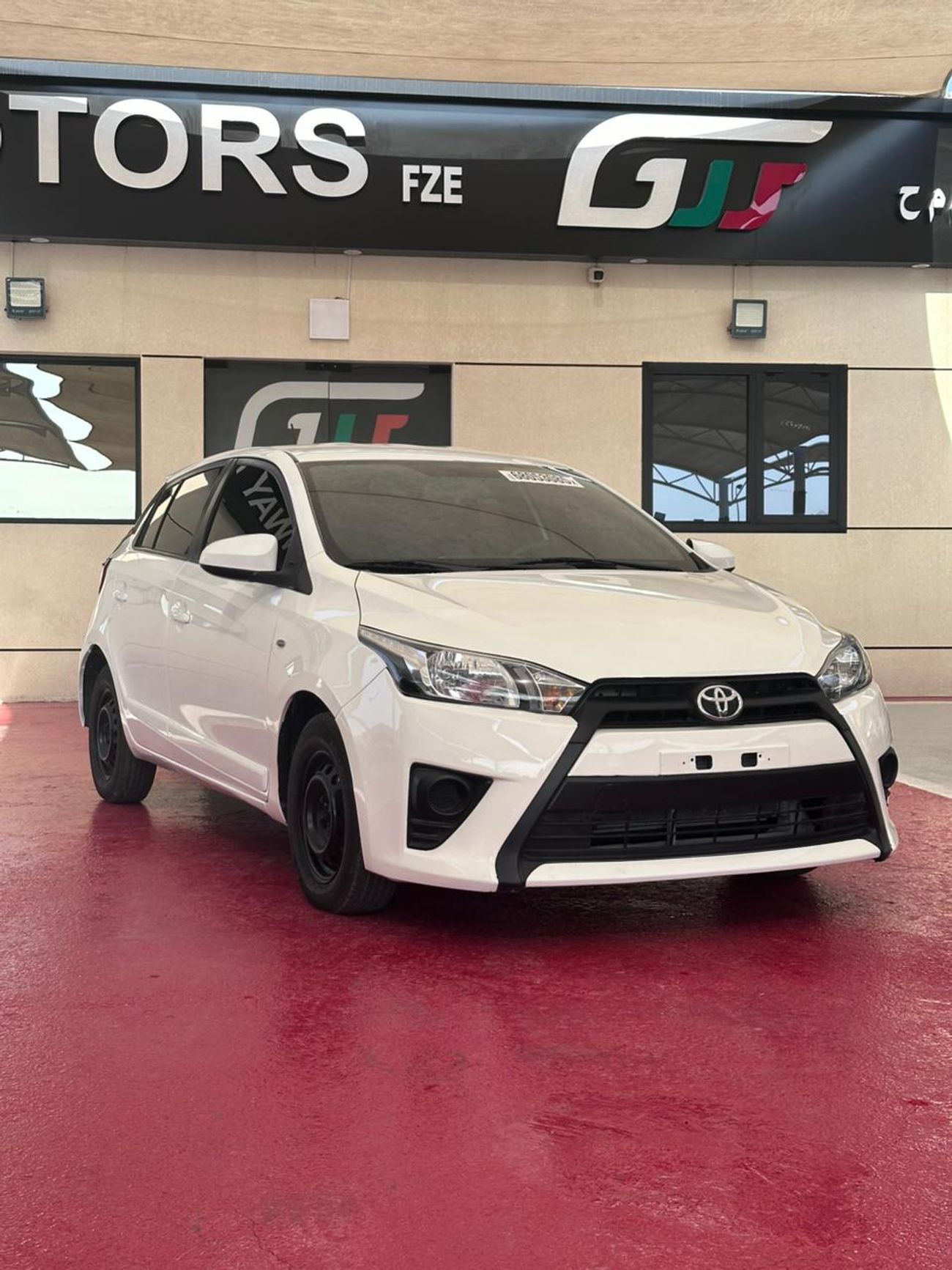 Toyota Yaris E 1.5L (109 HP)