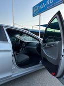 Hyundai Sonata GL Hyundai Sonata 2013 with engine capacity 2.4 in good condition