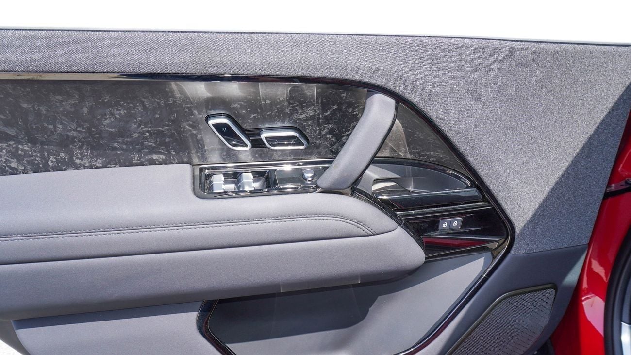 لاند روفر رينج روفر سبورت FIRST EDITION P530