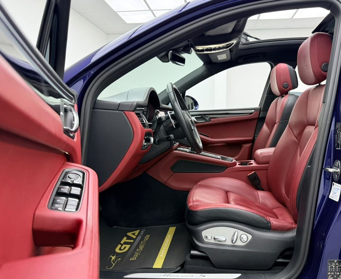 Porsche Macan S
