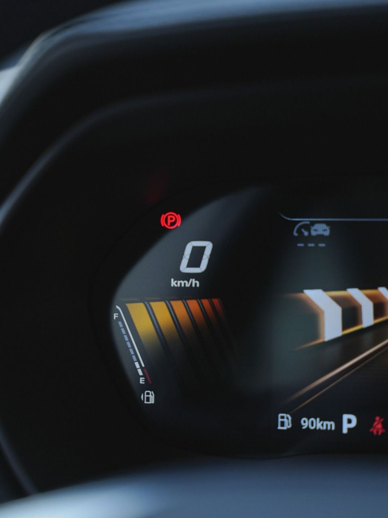 أم جي ZS 0% DP EMI 1200 - free Service - free registration