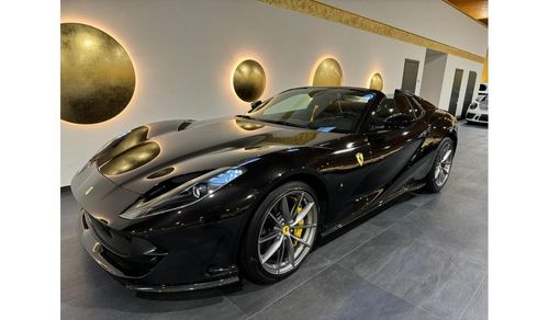 فيراري 812 GTS