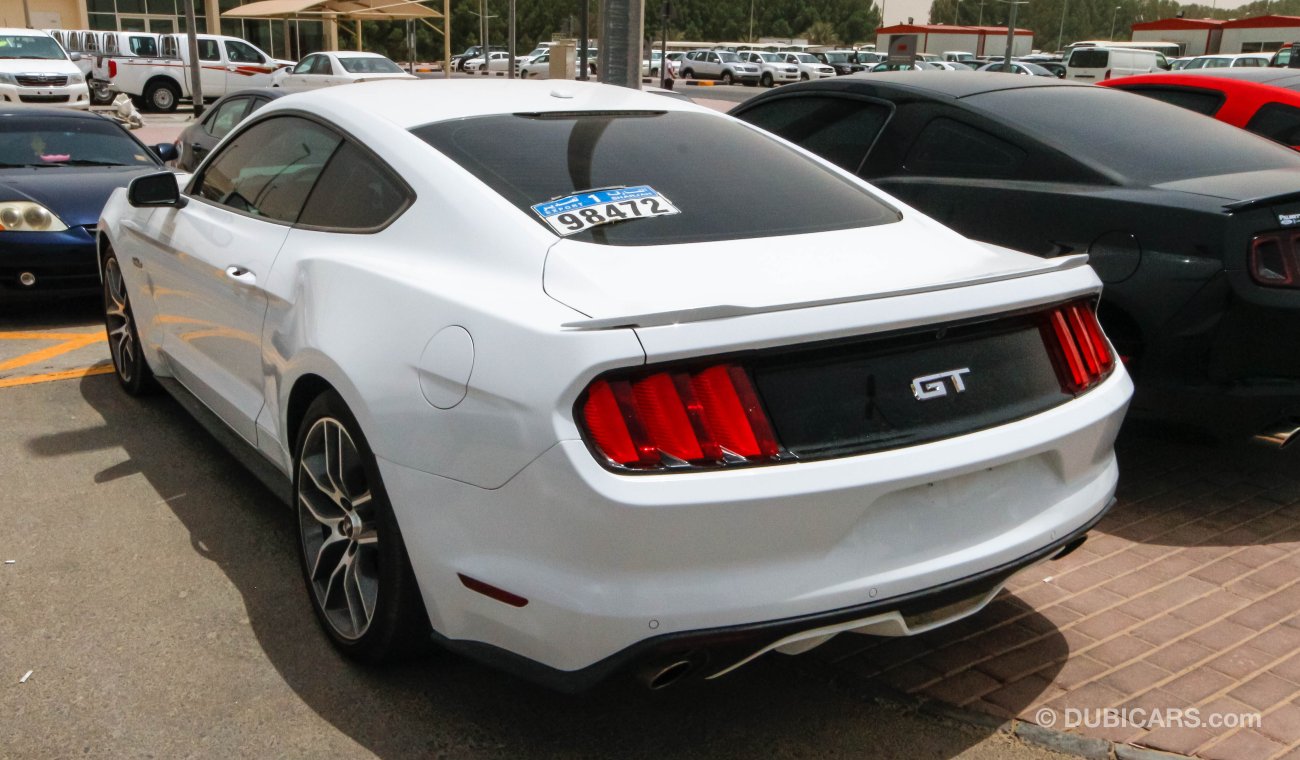 Ford Mustang GT