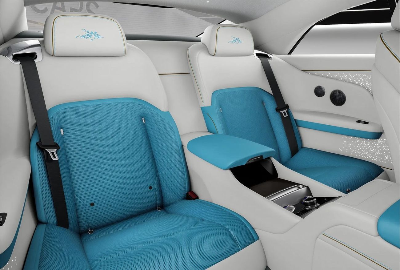 رولز رويس سبيكتر رولز رويس سبيكتر بريمافيرا مستوحاة من طراز MY26 بالكامل