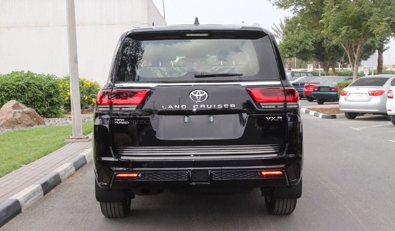 تويوتا لاند كروزر (LC300) VXR, 3.5L Petrol 4WD 10A/T | 2026 Model | For Export