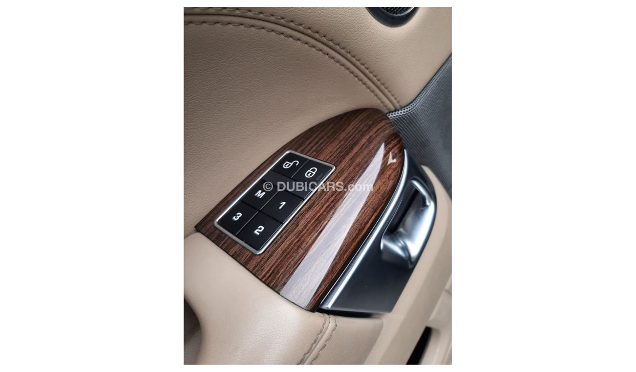 Land Rover Range Rover Sport GCC   V6