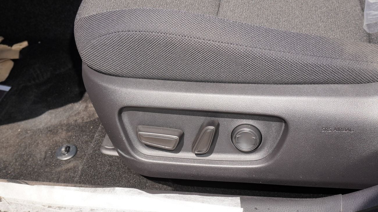 Toyota Camry LE 2.5L