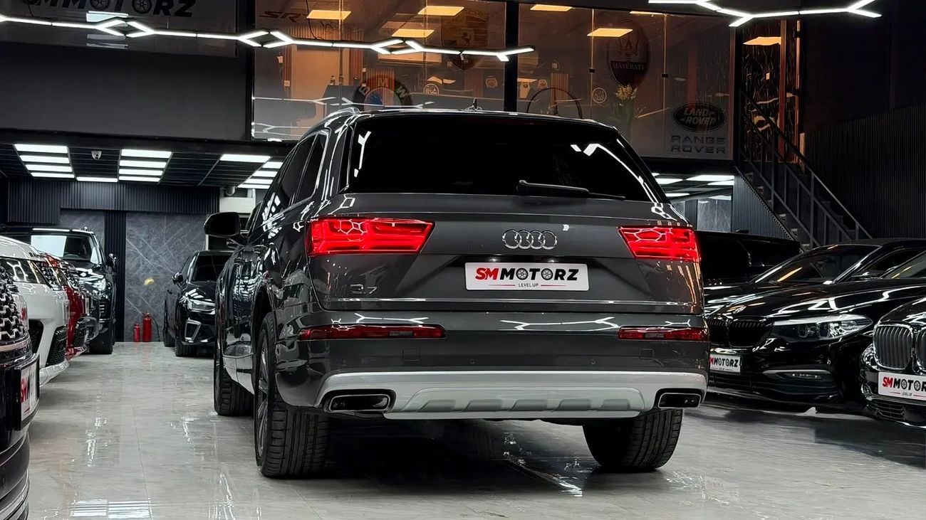 أودي Q7 45 TFSI quattro S-Line Luxury 3.0L