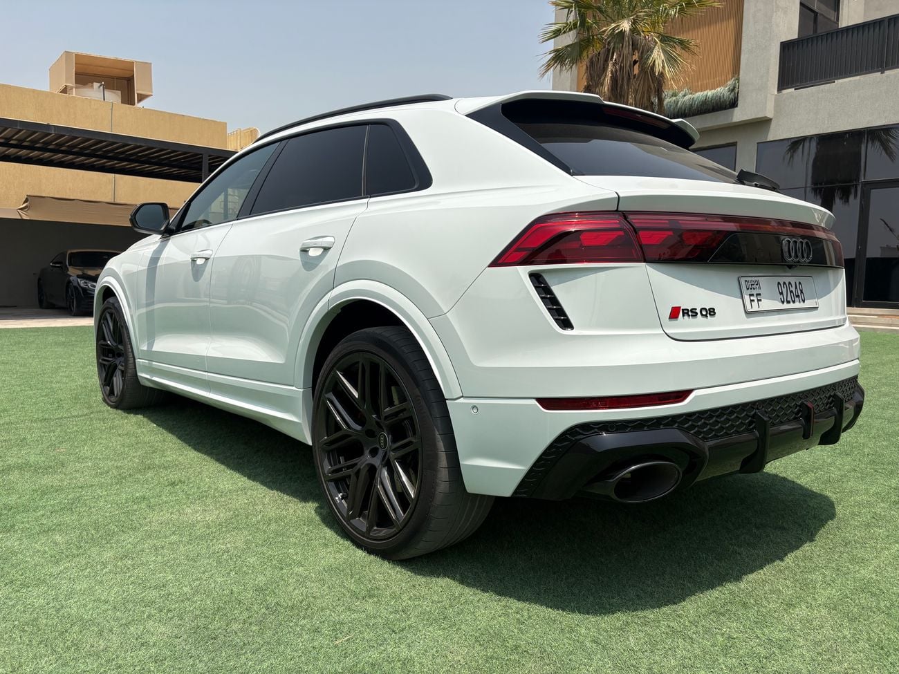 Audi RSQ8 PERFORMANCE