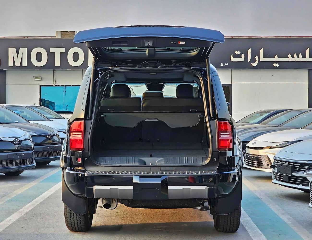 تويوتا برادو LUXURY TURBO/ 2.4L V4 PETROL/ 360* WITH HEADUP DISPLAY/ RADAR/ PANORAMIC (CODE # PLUX)