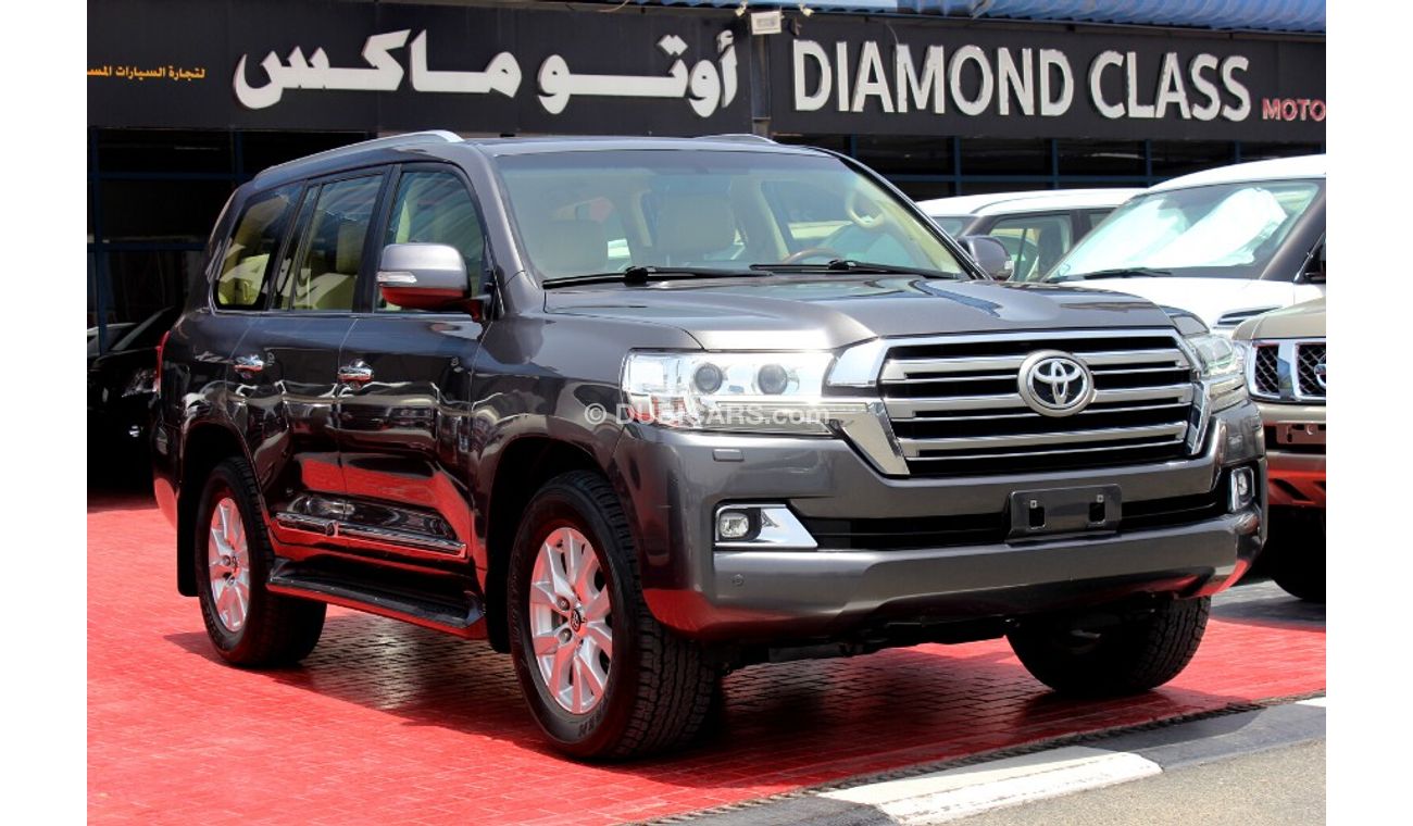 تويوتا لاند كروزر (2017) GXR V8 5.7 GCC, FULL HISTORY SERVICE