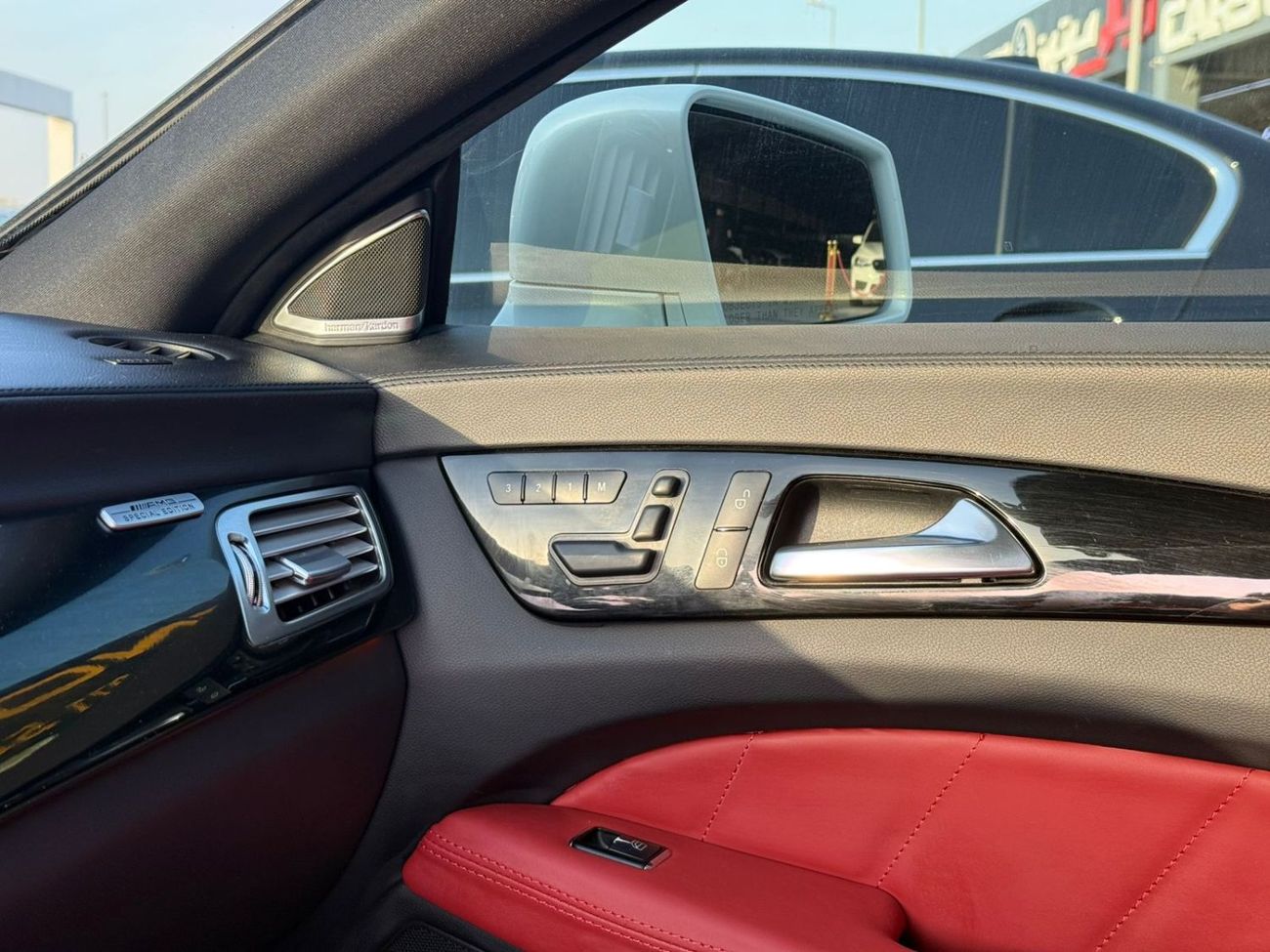 Mercedes-Benz CLS 63 AMG Std 5.0L