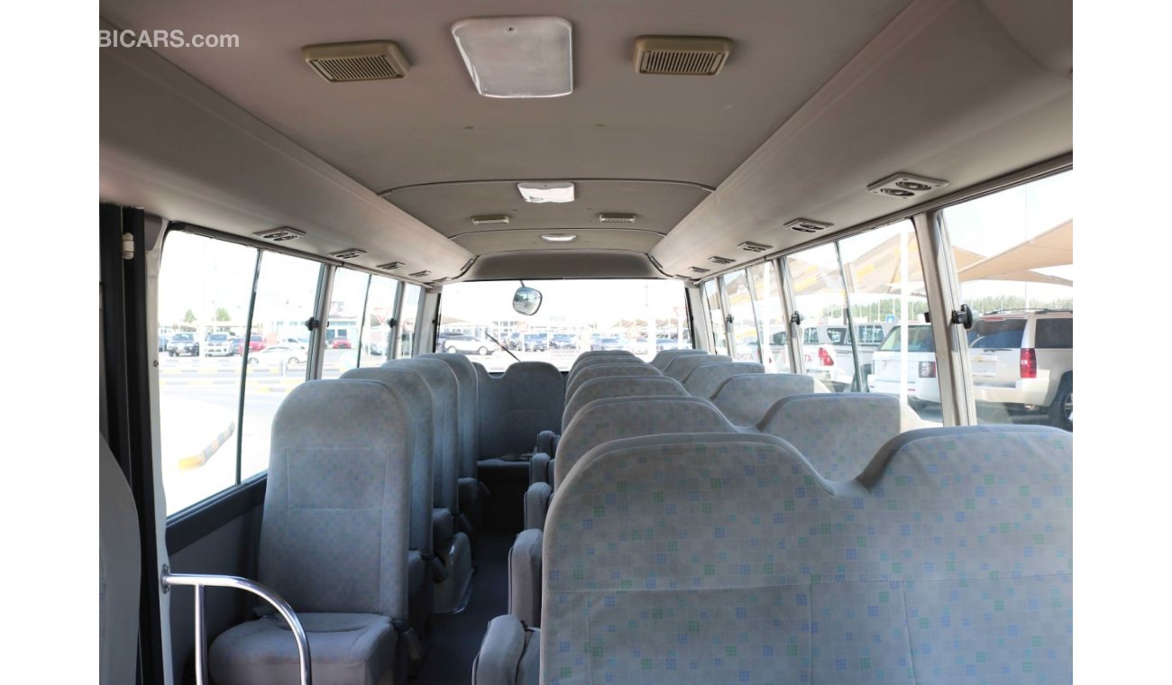 تويوتا كوستر 2015 | COASTER 30 SEATER WITH GCC SPECS AND EXCELLENT CONDITION