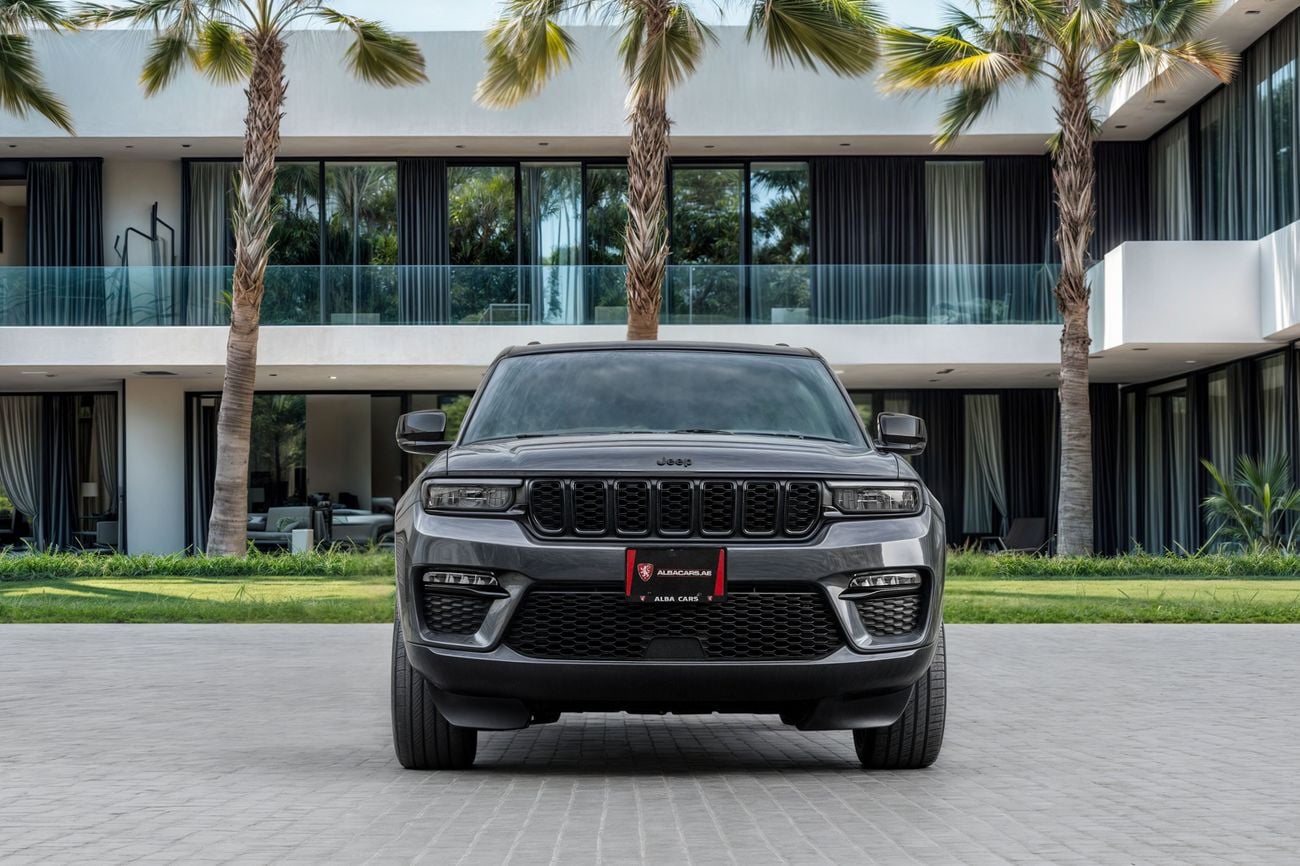 جيب جراند شيروكي Grand Cherokee Altitude | 2,253 P.M | 0% Downpayment | LOW KMS!