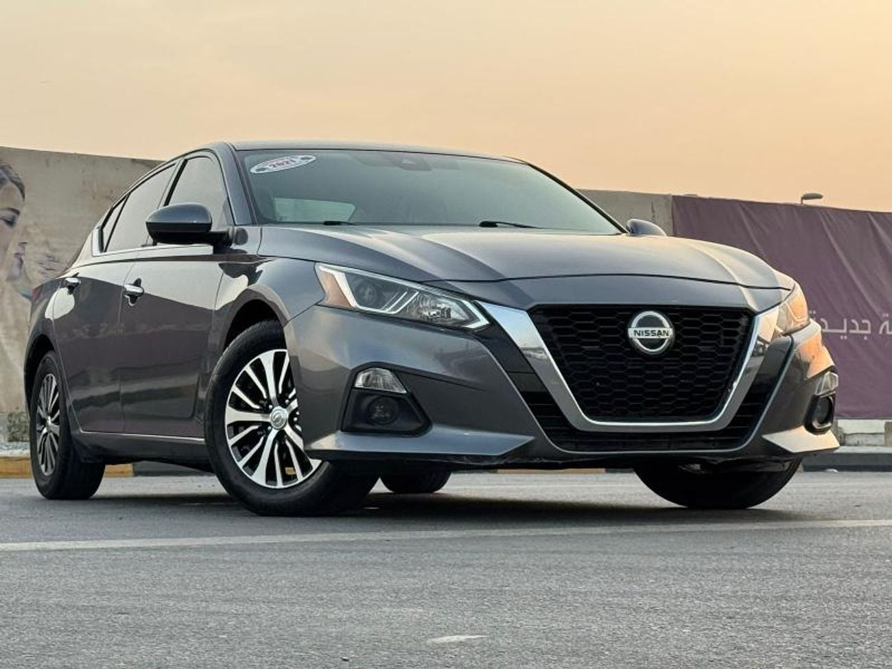 Nissan Altima S 2.5L imported from America, No. 2