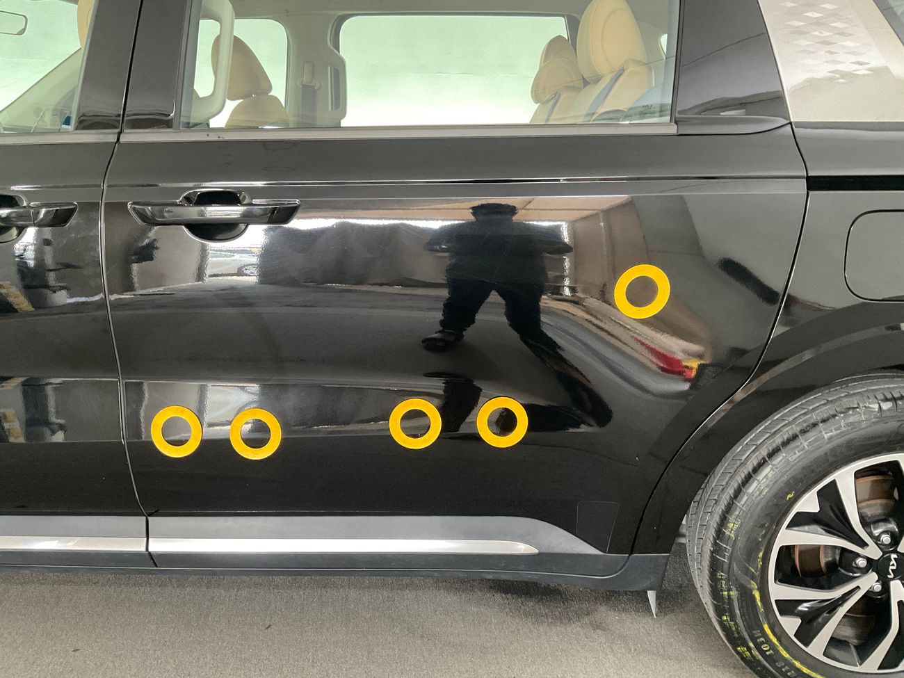 Kia Carnival EX STD | Guaranteed Warranty | 0 Down Payment