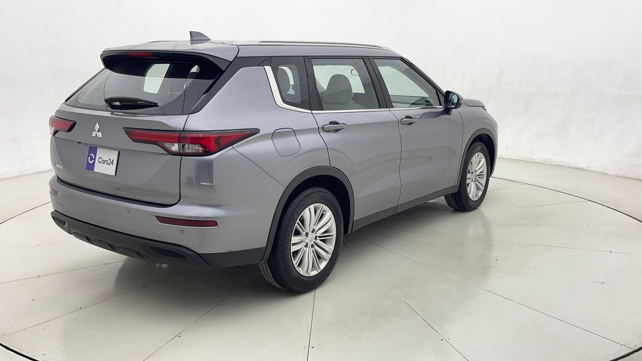 Mitsubishi Outlander 2.5L GLX Mid Line 2023 GLX MID LINE | AED 1049/Month | 0 DP | 30 Day Return | Warranty | Service His