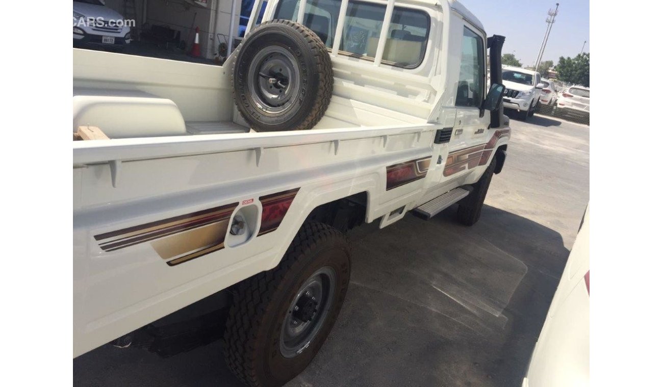 Toyota Land Cruiser Pick Up single cabin 4.2 V6 diesel