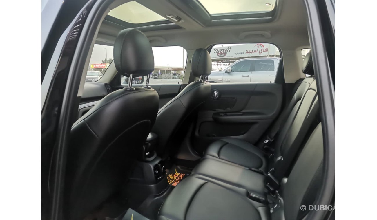 ميني كوبر كونتري مان Mini Cooper countryman very clean