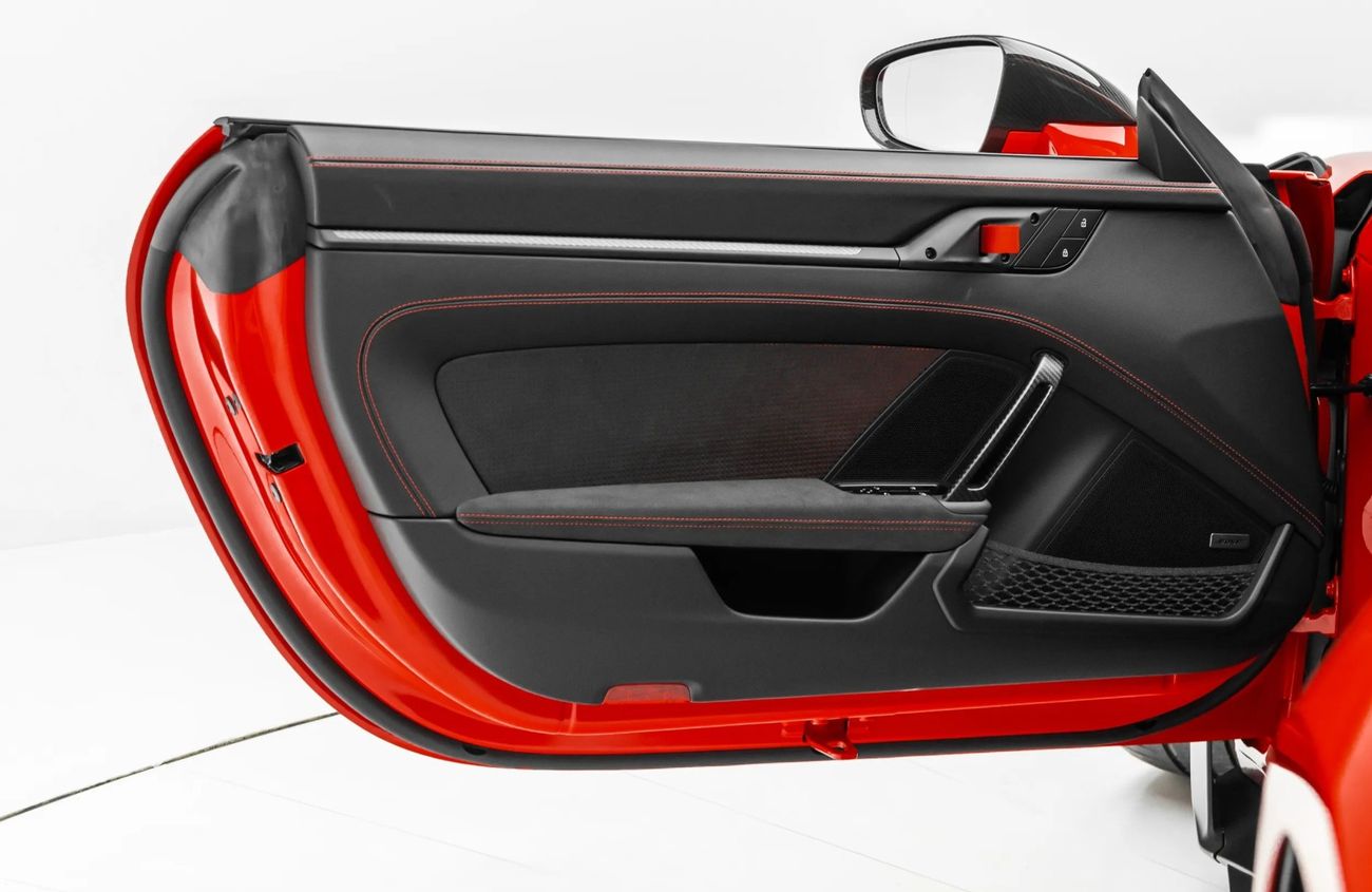 بورش 911 4.0L F-6 Naturally Aspirated Engine