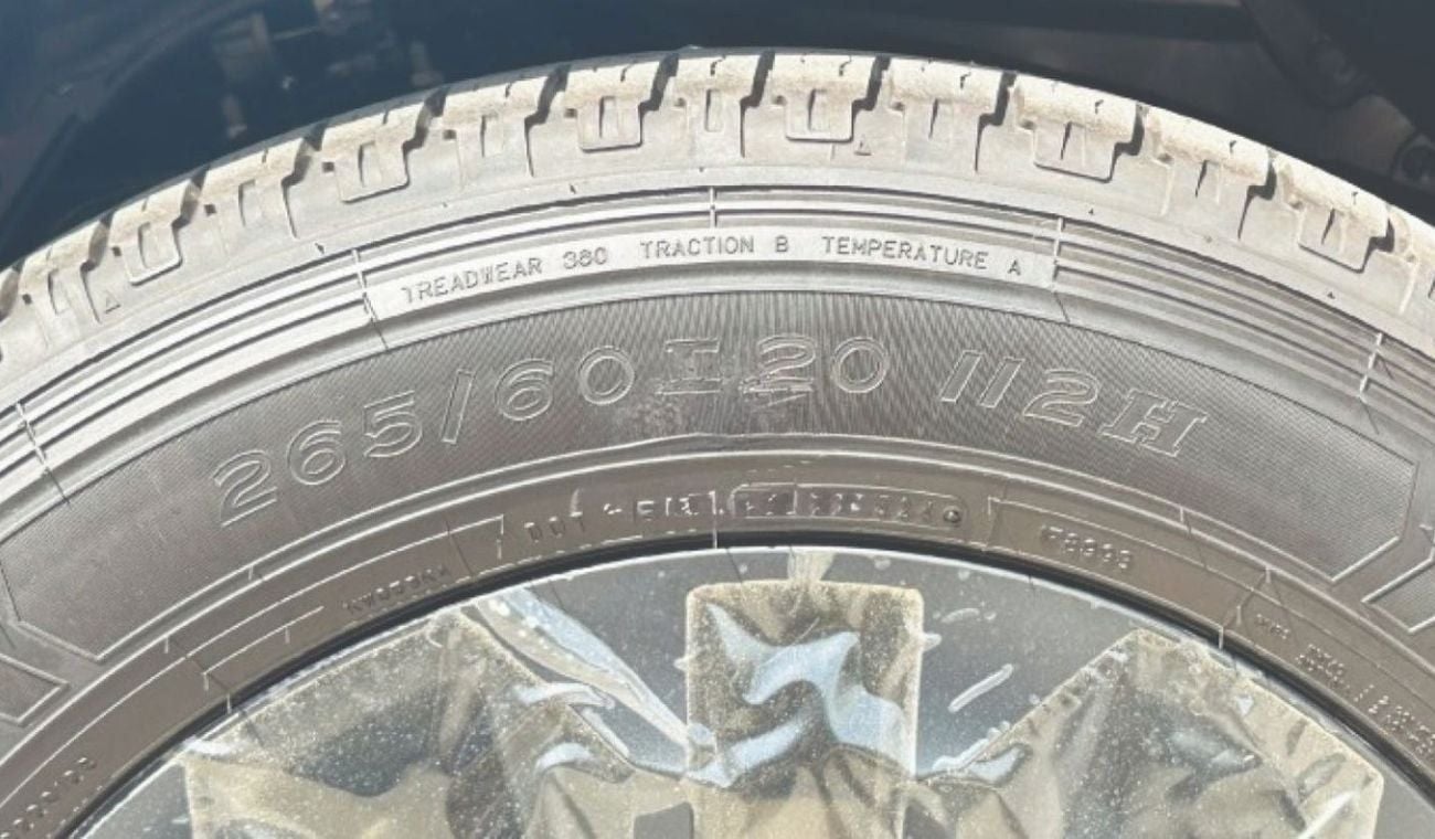 تويوتا برادو ADVENTURE 2.4L Turbo Petrol Luxury 8A/T