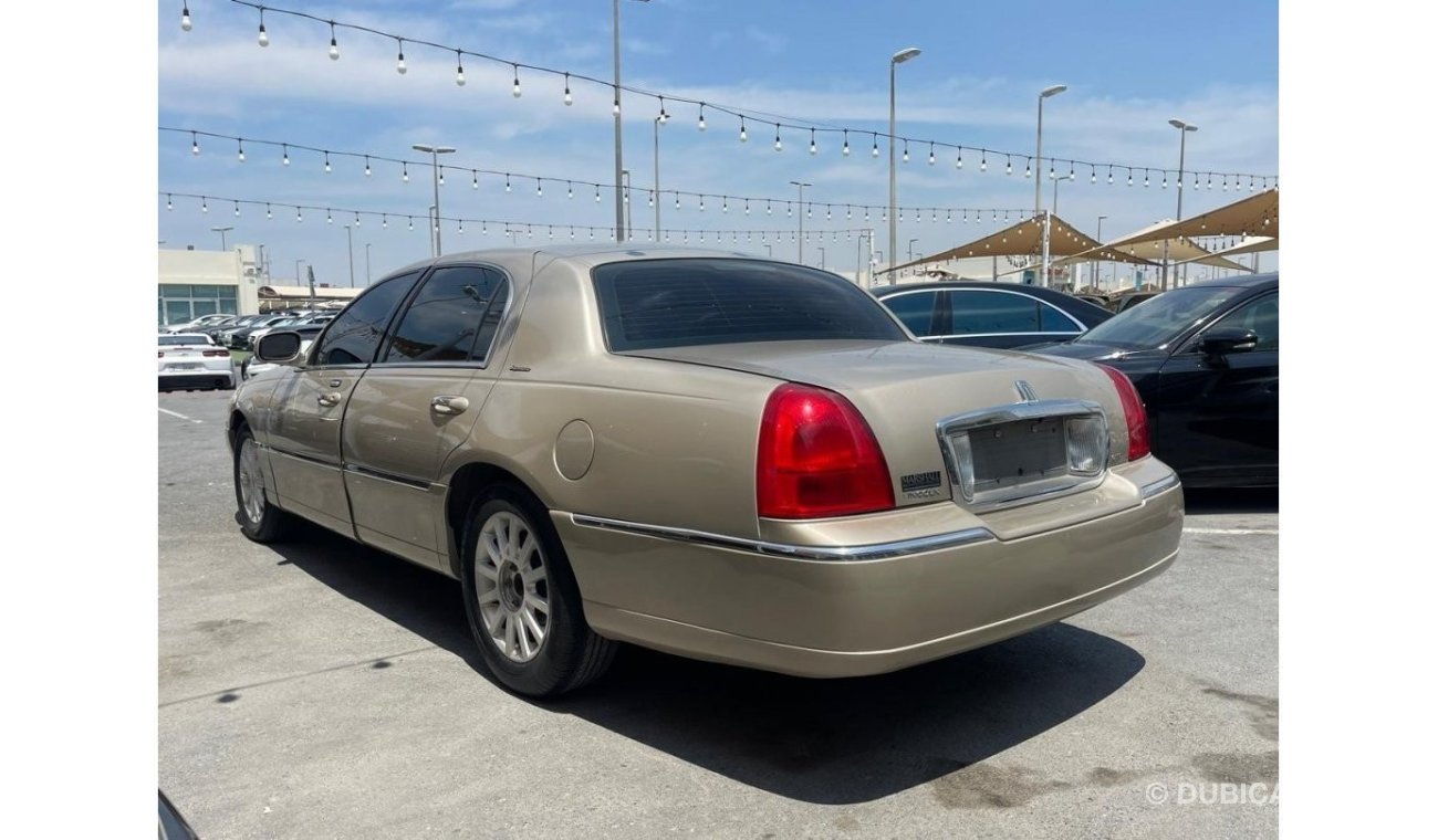 Lincoln Town Car Model 2007, imported from America, 8 cylinder, mileage 262000