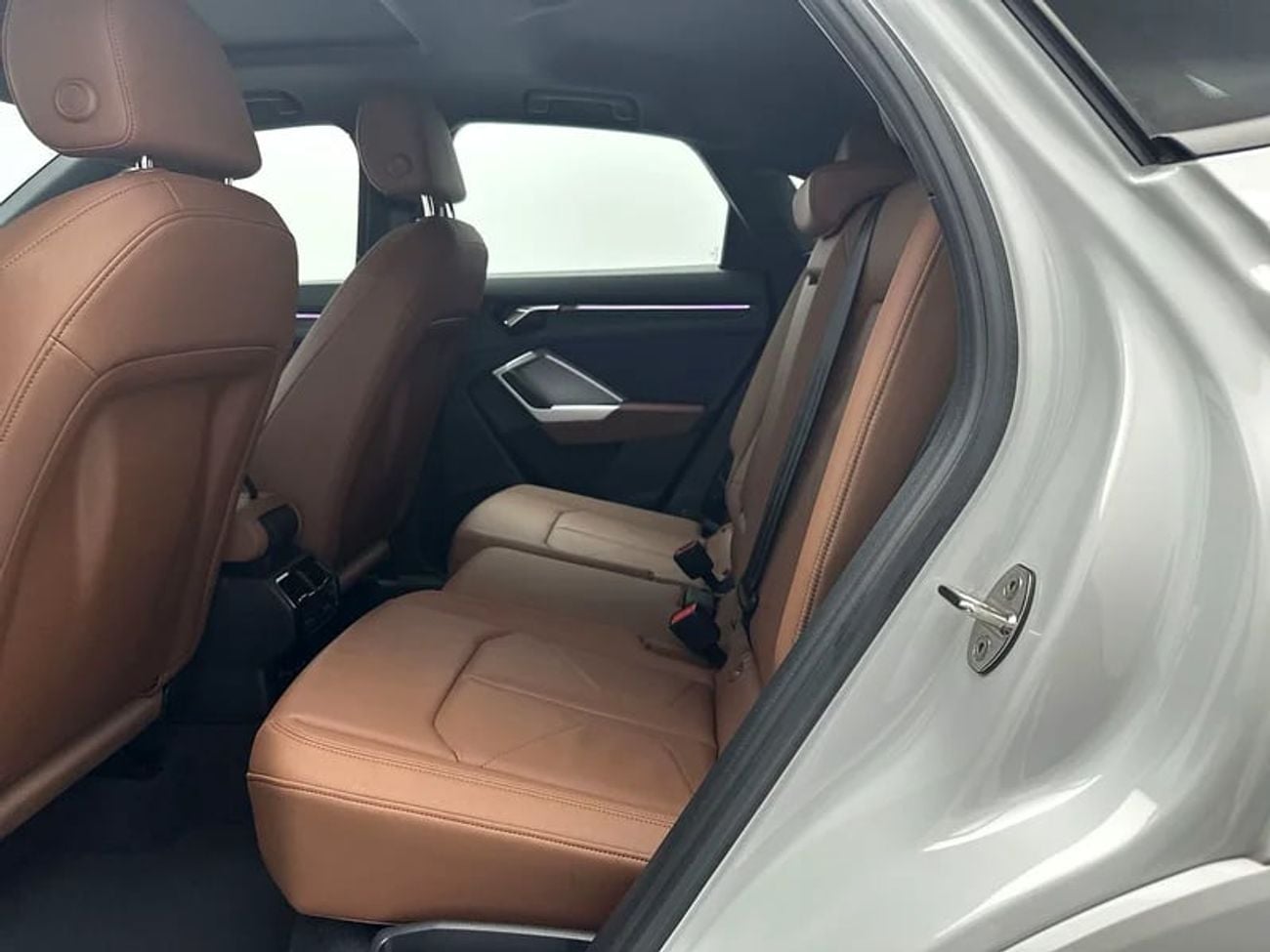 أودي Q3 40 TFSI S-LINE SPORTBACK quattro 180hp (Ref# 1172633)