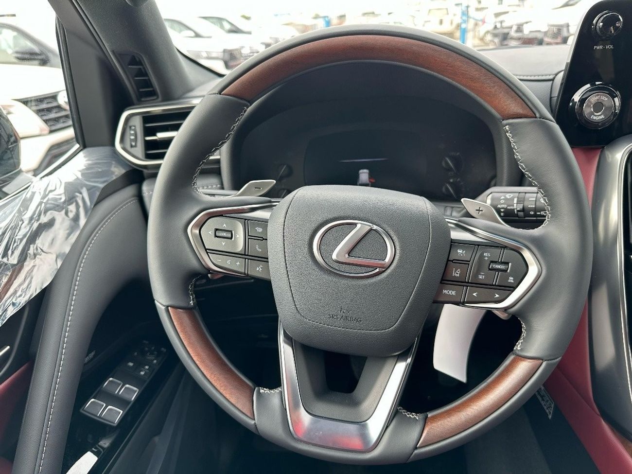 Lexus LX 600 Signature 3.5L